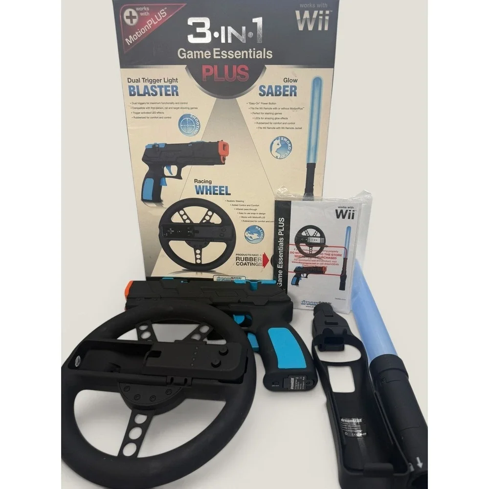 NEW**open box** Wii dreamGEAR 3-in-1 Game Essentials PLUS accessory kit